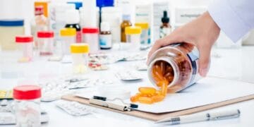 Criză în industria farmaceutică! Vor dispărea multe medicamente de pe rafturile farmaciilor!