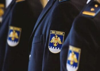 Grup infracțional organizat la Biroul Vamal. Inspectori și comisionari trimiși în judecată pentru luare de mită!