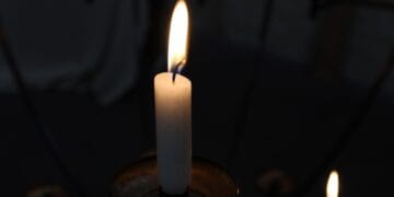 Tragedie fără margini. Au plecat în vacanță cu familia și s-au întors distruși de durere. Poliția a intrat pe fir