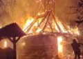 300 de ani de istorie, au ars într-o noapte, în postul Paștelui! Una din cele mai vechi biserici de lemn din România