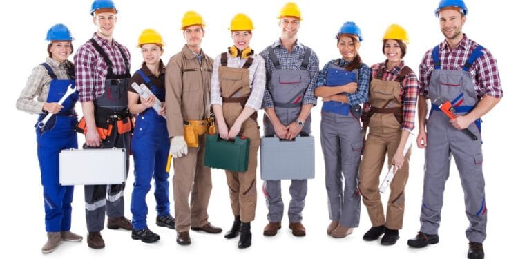 Cele mai mari și cele mai mici salarii în funcție de domeniul de activitate. S-a făcut și un top al județelor cu cele mai mari câștiguri salariale!