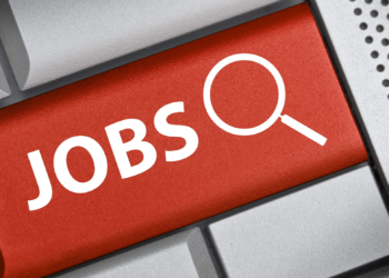 Un mare lanț de magazine face angajări. Multe locuri de muncă sunt disponibile în mai multe județe din țară!