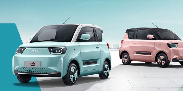 MENTORII dau trei mașini electrice. Cumperi bilet la film și poți fi unul dintre câștigători!