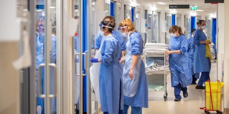 Evaluarea performanței personalului medical este OBLIGATORIE! Bonusuri de performanță pentru cei mai buni!