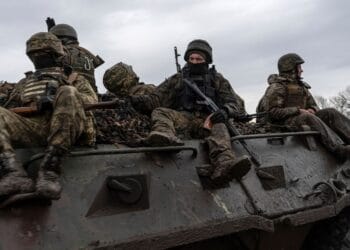 Pleacă sau nu românii la război? Dilema care îi bagă pe mulți bărbați în spaimă. O lege spune care este realitatea!