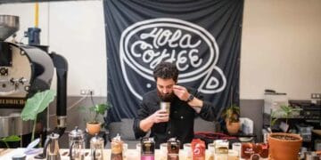 Cea mai căutată BĂUTURĂ din LUME! Prețul va crește din cauza problemelor climatice!