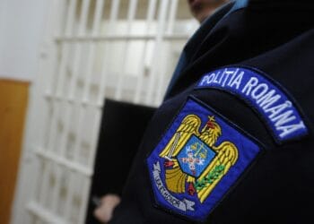 Polițist condamnat definitiv pentru trafic de influență! A cerut 4000 de euro!