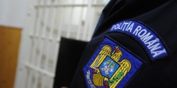 Polițist condamnat definitiv pentru trafic de influență! A cerut 4000 de euro!