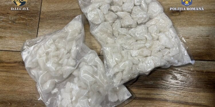 Descoperire incredibilă într-o frizerie. Ce se punea la cale de mai mulți tineri, e halucinant!