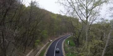 ”Drumul Oaselor”, redat circulației. Drumul județean are o poveste destul de sinistră!