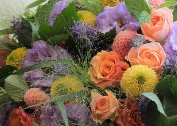 O femeie i-a schimbat viața! ”Am ajuns florist!” Așa cum l-a creat femeia care l-a făcut ce e acum!