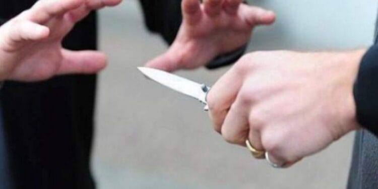 Incident straniu în noaptea de Înviere. La spital a declarat că „a căzut în cuțitul de cozonac”