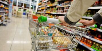 Ce program au supermarketurile de Paște 2025. Când sunt deschise în Săptămâna Mare și în zilele libere