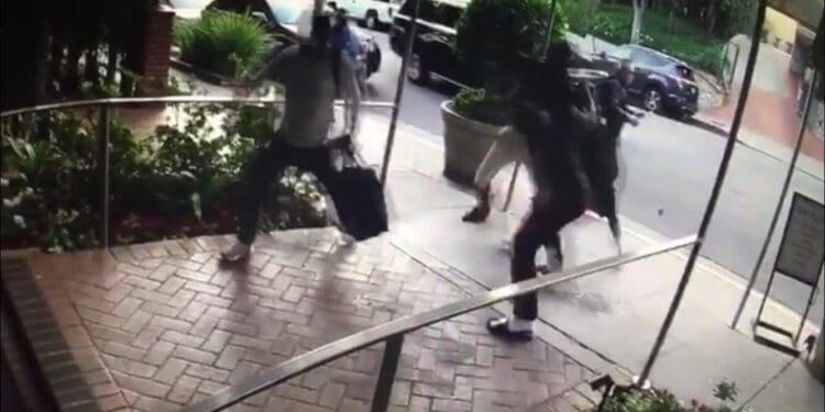 Tâlhari la drumul mare! O grupare acționa pe străzile din oraș. Abordau o metodă nouă!