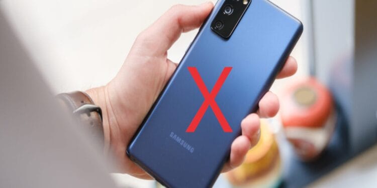 Aici îi e sfârșitul acestui model Samsung. Noul update îl trage pe dreapta la sertar