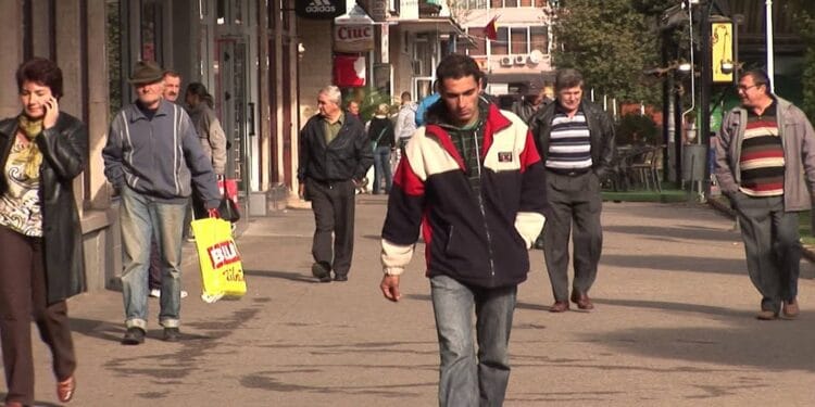 Un document trebuie depus până la sfârșitul lunii mai. Ce categorie de români au această obligație