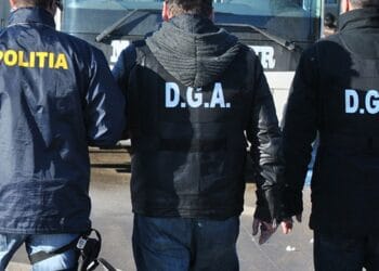 Trei persoane, printre care și un polițist, au intrat pe mâna celor de la DGA. Au comis-o grav!