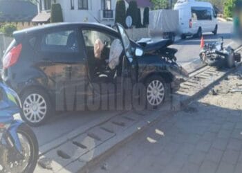 Un motociclist se zbate între viață și moarte după ce s-a izbit de o mașină. În urmă cu 3 ani și-a pierdut trei membrii ai familiei într-un accident feroviar