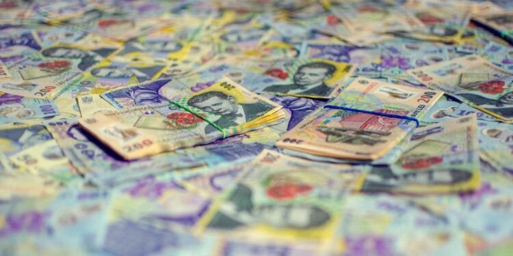 Vor intra 800 de LEI în conturile românilor. Noua regulă de la Guvern e bănoasă