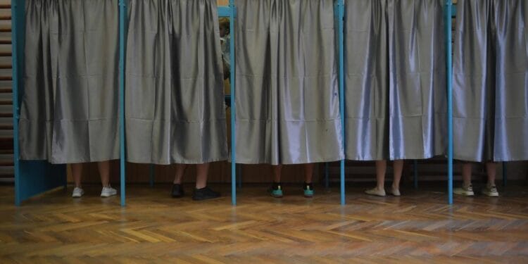 România și străinătatea își aleg președintele. Cum s-a votat până acum în Diaspora și în toate județele din țară?