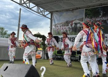 Într-o localitate din Argeș, se organizează Festivalul Călușului. Tradiția este vie, susținută chiar de Ministrul Muncii, Simona Bucura Oprescu