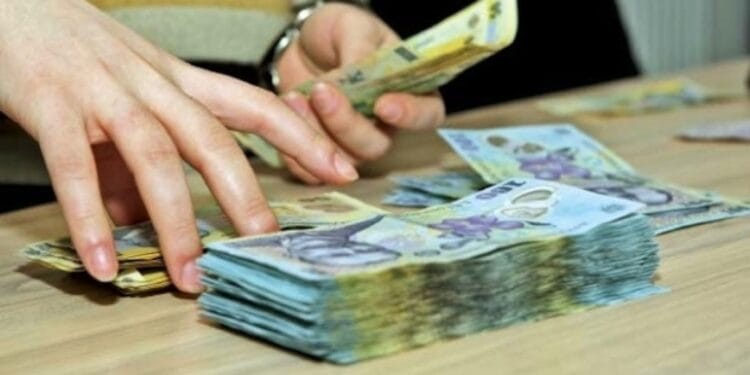 Cămătăria în atenția parlamentarilor. O lege îi trimite direct la pușcărie! Se aplică instant Sărăcia