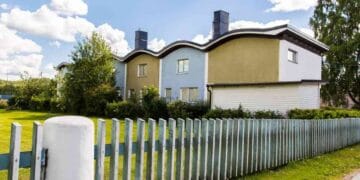 La ce trebuie să aibă grijă românii care locuiesc la case. Mare grijă, se ajunge la instanță!