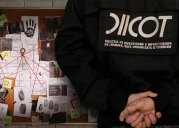 La 19 ani, arestat pentru trafic de droguri. Instanța a dispus 30 de zile arest preventiv!