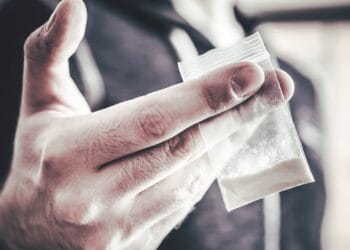 Reținuți pentru trafic de droguri. S-au aprovizionat din Spania, pentru minivacanța de 1 Mai!