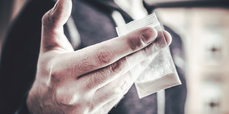 Reținuți pentru trafic de droguri. S-au aprovizionat din Spania, pentru minivacanța de 1 Mai!