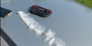 Două femei, de 50 respectiv 82 de ani, scoase din afacerile cu droguri! Bătrânica era dealerul!