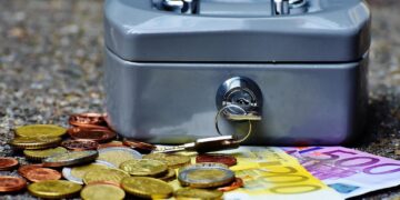 Se oferă aproape 1.000 de EURO, pentru fiecare român care dorește să se întoarcă în țara natală