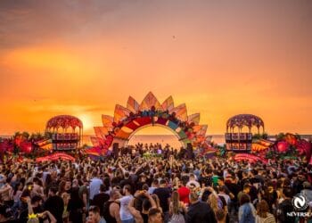 Se caută sute de tineri pentru cel mai tare festival! Aceștia trebuie să aibă peste 16 ani. Dacă ești interesat, grăbește-te!