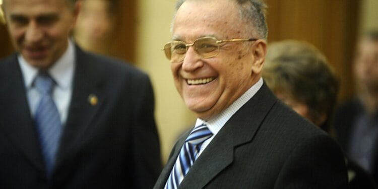 Mesajul primului președinte al României de după Revoluție, pentru președintele ales!