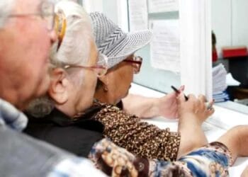 Vești bune pentru pensionari! Cresc pensiile! Ce categorie de români se încadrează!