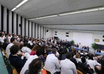 Locuri gratuite la o Universitate. Se oferă și acces la programe internaționale de mobilitate