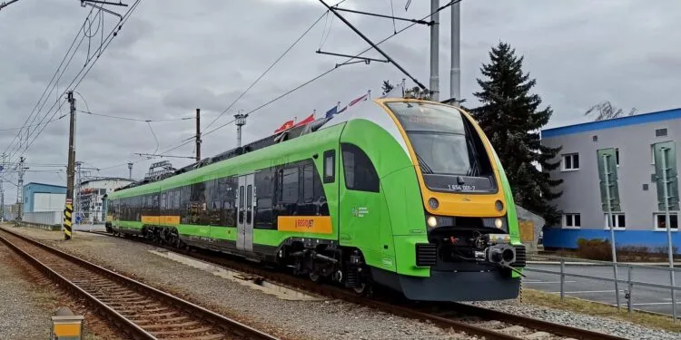 Rute internaționale CFR cu plecare din București. Trenurile vor circula doar în perioada concediilor. Costurile nu sunt mari!