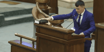 Senatorul demisionar POT cu 10 clase a ajuns la un alt partid! Iată cine și-l asumă!