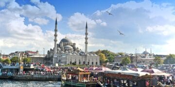 O destinație turistică a fost închisă! hotelierii au pus lacătele pe uși, iar turiștii rămân cu banii dați! Unii au căutat variante…