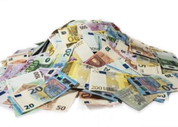 Majoritatea firmelor ar putea fi scutite de o taxă! Uniunea Europeană a decis eliminarea unei directive europene