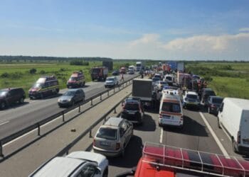 Accident înfiorător pe autostrada Pitești-București. Un copil de zece ani a fost strivit în mașină