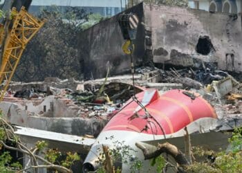 Accident aviatic! Cel puțin 250 de peroane decedate! Anchetatorii merg pe mai multe scenarii în acest caz