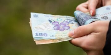 Disponibilizări masive, acolo unde nu sunt bani de salarii! Se anunță vremuri grele pentru bugetari!