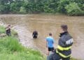 Căutări ale pompierilor. O fetiță de 3 ani este dată dispărută. Posibil să fi căzut în râu!