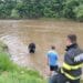 Căutări ale pompierilor. O fetiță de 3 ani este dată dispărută. Posibil să fi căzut în râu!