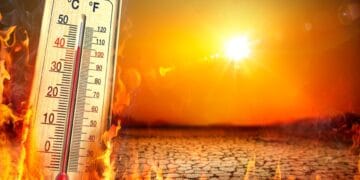 România se topește. Cod portocaliu în mai multe județe, până joi! Zonele în care ARDEEEE, vizate de avertizarea METEO