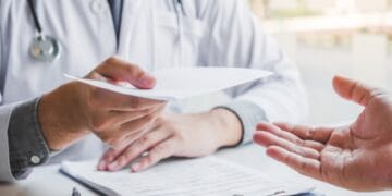 O singură descoperire care zguduie sistemul medical. Peste 1 milion de concedii medicale extrem de suspecte!