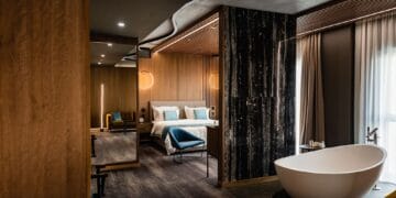 Hoteluri de 5 stele într-o locație din România! Stabilimente de lux în locuri celebre. Turismul de business se extinde!