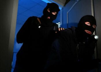 O operă de artă din aur, de aproape 6 milioane de euro, dispărută fără urmă! Bărbații care au furat-o au fost identificați și dați pe mâna justiției