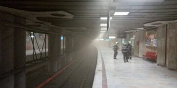 Pagube de aproape 300 de mii de dolari, după ce a dat foc la metrou! Bărbatul a protestat față de sentința de divorț!